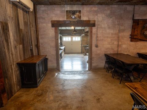 Tiny photo for 201 W Church Street, Bowling Green, MO 63334 (MLS # 25054108)
