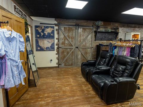 Tiny photo for 201 W Church Street, Bowling Green, MO 63334 (MLS # 25054108)