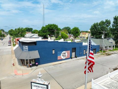 Tiny photo for 201 W Church Street, Bowling Green, MO 63334 (MLS # 25054108)