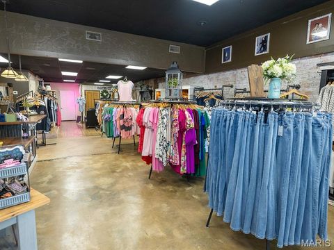 Tiny photo for 201 W Church Street, Bowling Green, MO 63334 (MLS # 25054108)