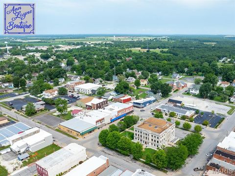 Tiny photo for 201 W Church Street, Bowling Green, MO 63334 (MLS # 25054108)