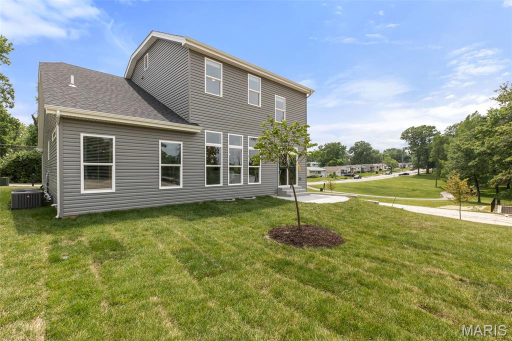 Manors at Lynstone Park - Residential