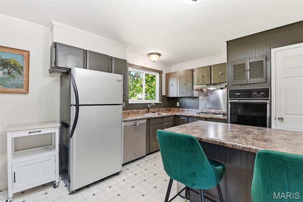 Crest Aire 7 - Residential
