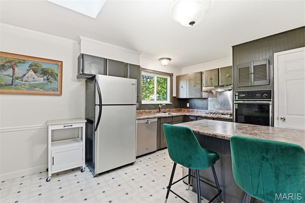 Crest Aire 7 - Residential