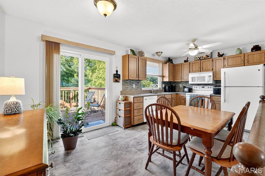 St Peters, Missouri 63376, United States, 3 Bedrooms Bedrooms, ,3 BathroomsBathrooms,Residential,Pending,212780