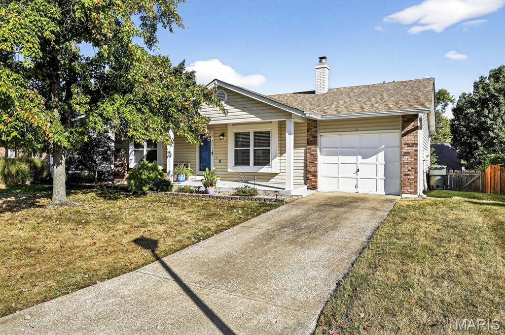 St Peters, Missouri 63376, United States, 3 Bedrooms Bedrooms, ,3 BathroomsBathrooms,Residential,Pending,212780