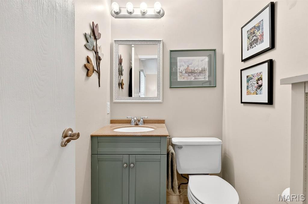 St Peters, Missouri 63376, United States, 3 Bedrooms Bedrooms, ,3 BathroomsBathrooms,Residential,Pending,212780