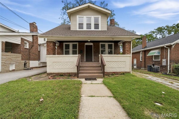 2256 YALE AVE, SAINT LOUIS, MO 63143 - Image 8d6f28fa343e12b15fd16a538ed65826/1672405294
