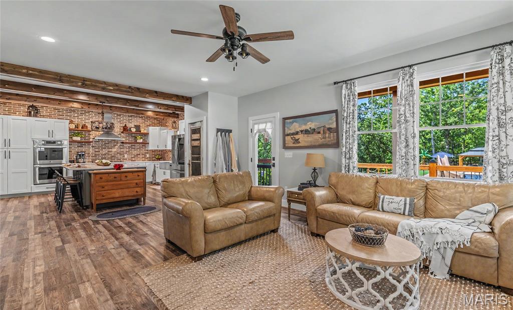 266 Grand Oaks Estates