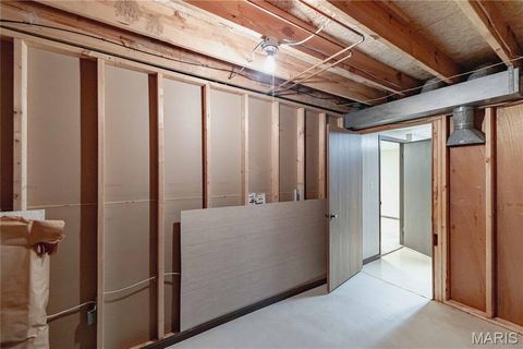 Tiny photo for 14065 Boxford Court, Chesterfield, MO 63017 (MLS # 25081347)