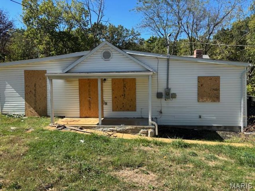 Investor opportunity! This property presents significant potential for renovation and value-add. The home has sustained fire damage and is being sold as-is, with no repairs or inspections provided by the seller making it ideal for a seasoned rehabber, flipper, or investor looking for their next project. Located in the heart of De Soto, the property sits on a spacious lot with easy access to schools, parks, and local amenities. This is an ideal project for an experienced investor, rehabber, or contractor looking to restore and revitalize a home in a desirable area. With vision and renovation, this property could be transformed into a strong resale or rental opportunity.
Bring your contractor, crunch the numbers, and take advantage of this fix-and-flip or buy-and-hold investment before it’s gone! Don’t miss your chance to bring this property back to life and add it to your investment portfolio.