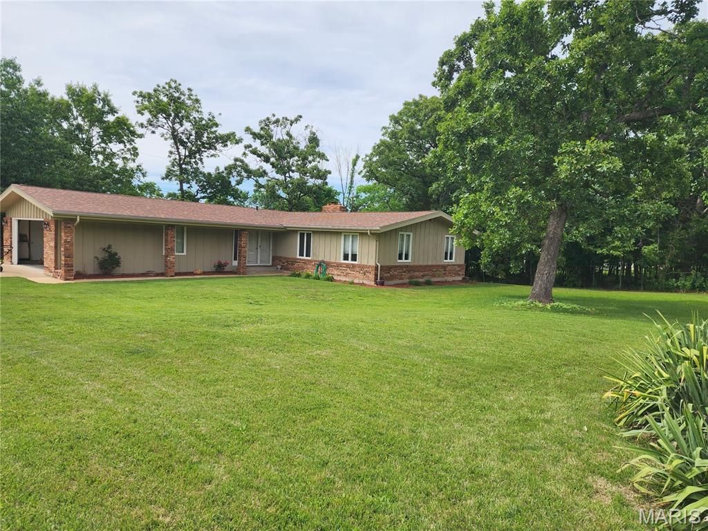 Photo of 1438 Rue Riviera, Bonne Terre, MO 63628 (MLS # 26032582)