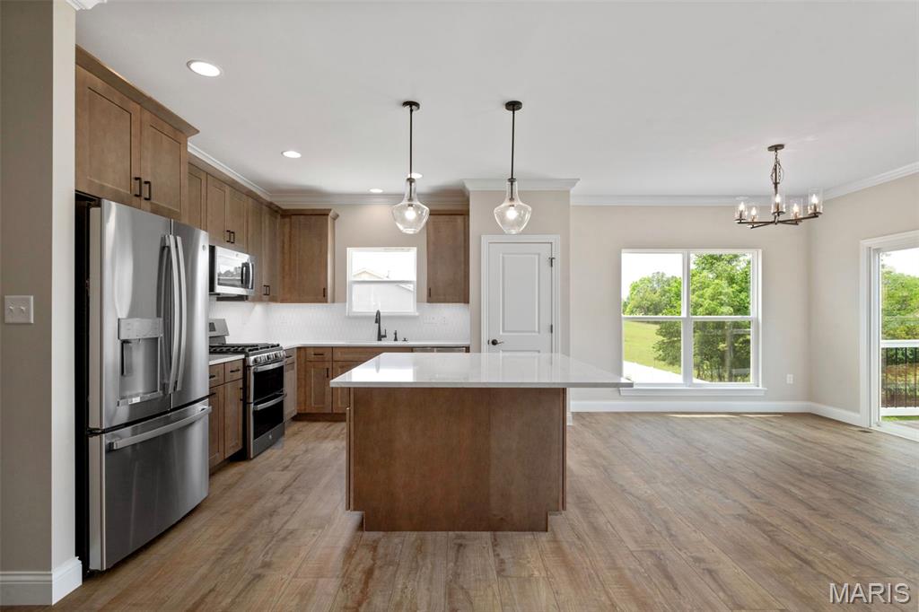 Hawk Ridge - Residential