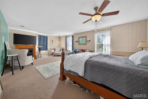 Tiny photo for 511 McWard Court 1, Bowling Green, MO 63334 (MLS # 25067462)