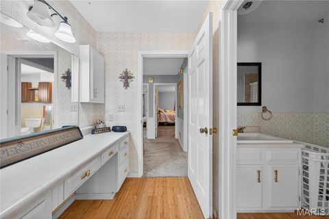 Tiny photo for 511 McWard Court 1, Bowling Green, MO 63334 (MLS # 25067462)