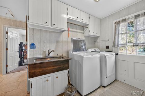 Tiny photo for 511 McWard Court 1, Bowling Green, MO 63334 (MLS # 25067462)