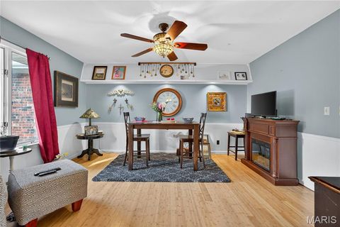 Tiny photo for 511 McWard Court 1, Bowling Green, MO 63334 (MLS # 25067462)