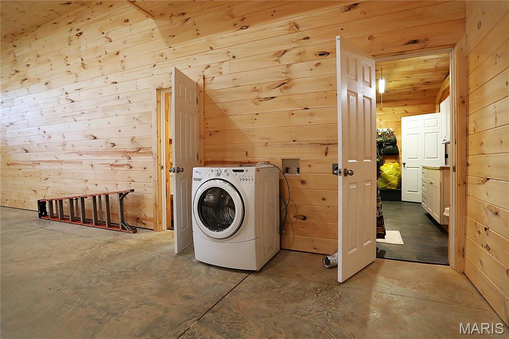 Running River Sub - Residential