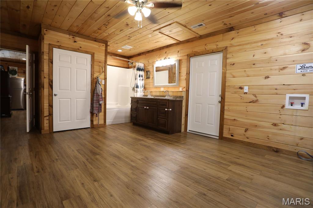 Running River Sub - Residential