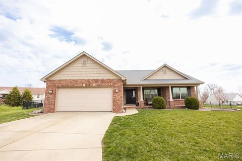 Photo of 5108 Cheltenham Court, OFallon, IL 62269 (MLS # 26016642)