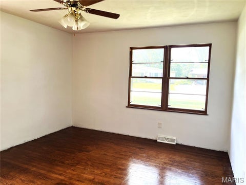 Tiny photo for 32 Saint Joseph Street, Viburnum, MO 65566 (MLS # 26037664)