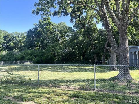 Tiny photo for 32 Saint Joseph Street, Viburnum, MO 65566 (MLS # 26037664)