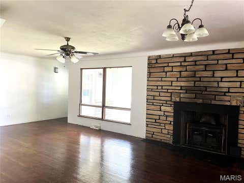 Tiny photo for 32 Saint Joseph Street, Viburnum, MO 65566 (MLS # 26037664)