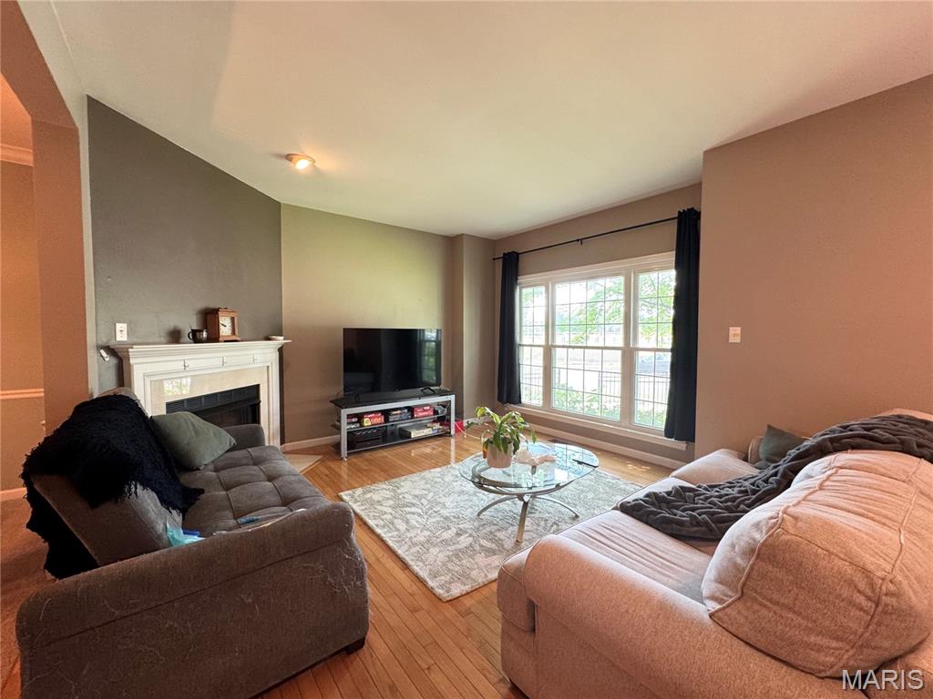 905 N Hanley Road