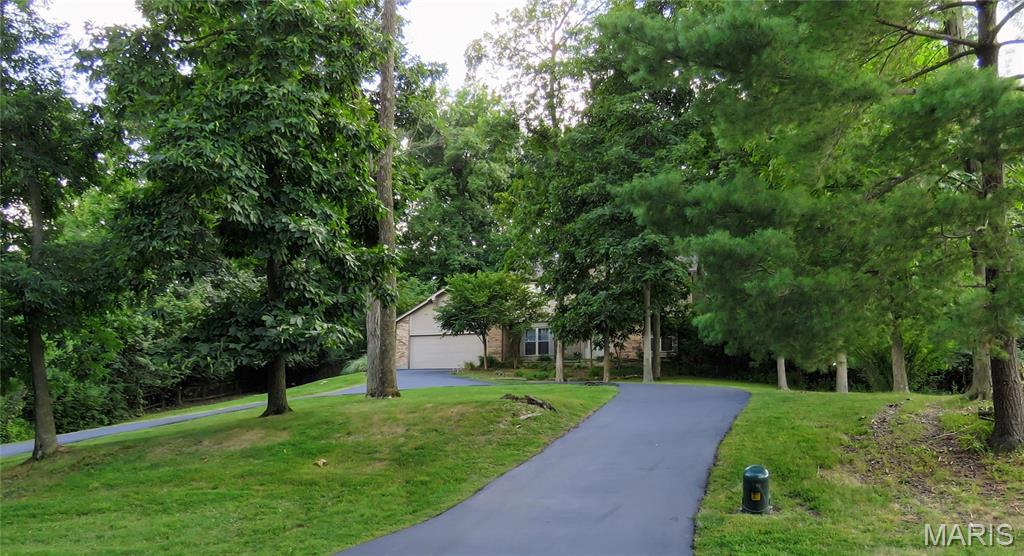 216 Spring Oaks Drive