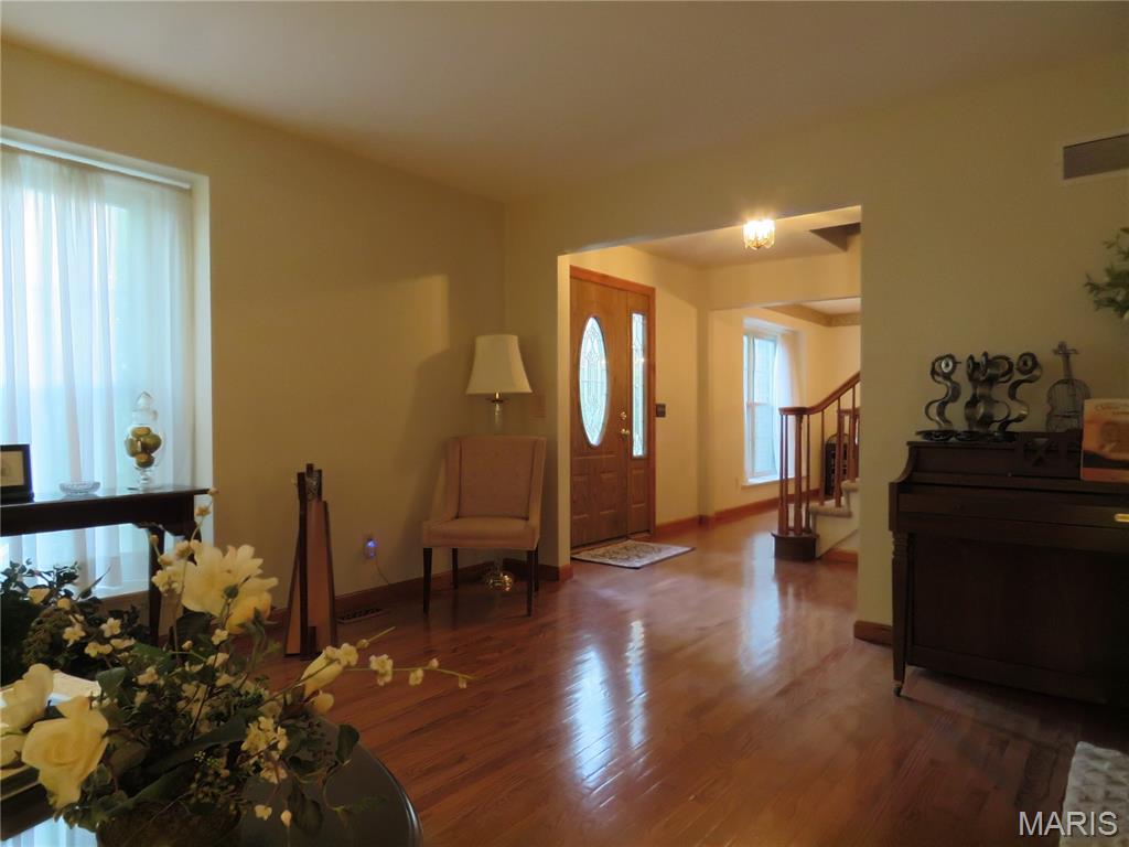 216 Spring Oaks Drive