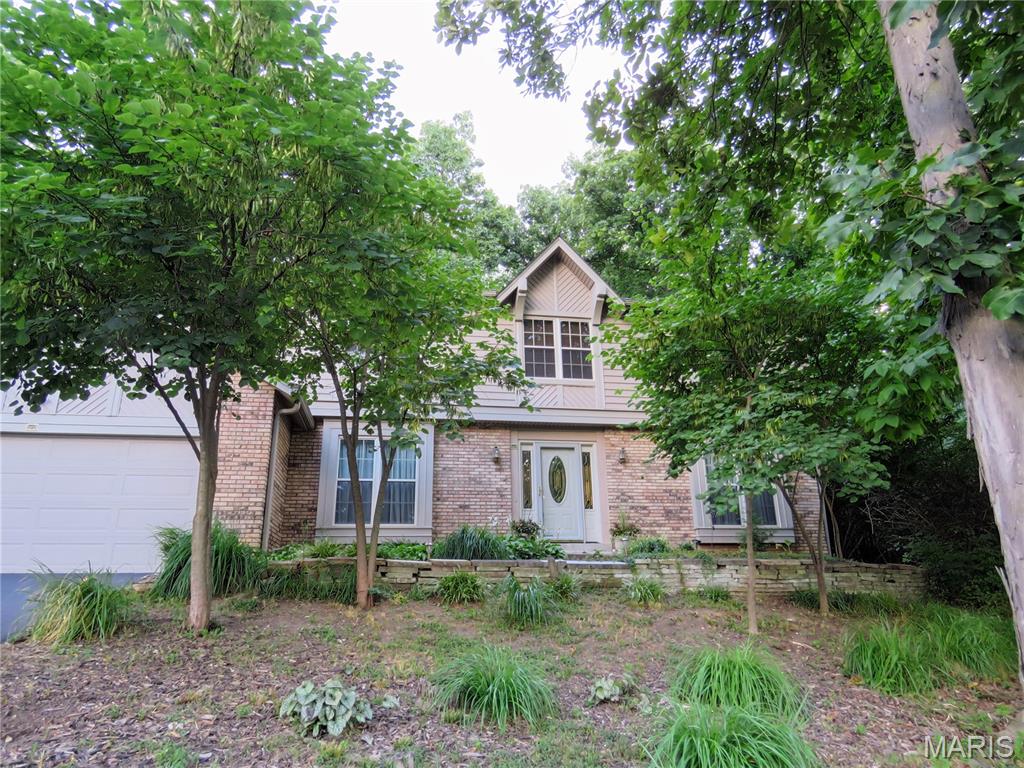 216 Spring Oaks Drive