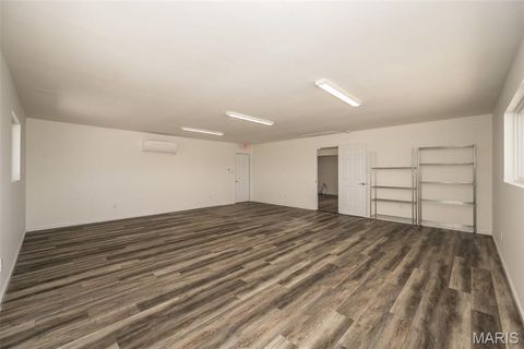 Tiny photo for 302 S Lincoln Drive #302-304, Troy, MO 63379 (MLS # 26016505)