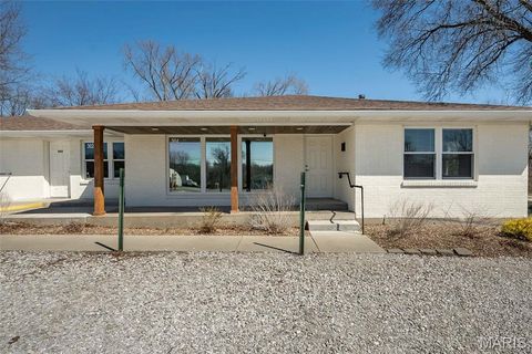 Tiny photo for 302 S Lincoln Drive #302-304, Troy, MO 63379 (MLS # 26016505)