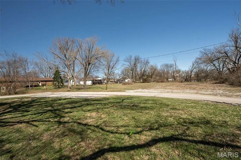 Tiny photo for 302 S Lincoln Drive #302-304, Troy, MO 63379 (MLS # 26016505)