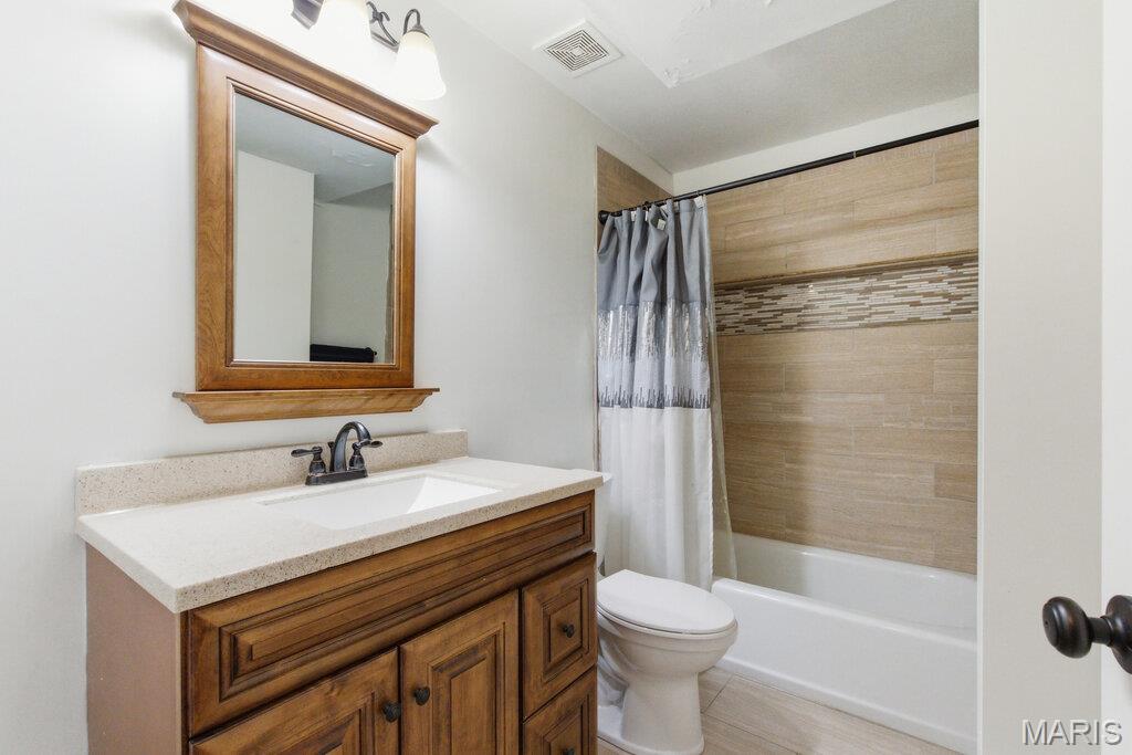 Chesterfield Farms One - Residential