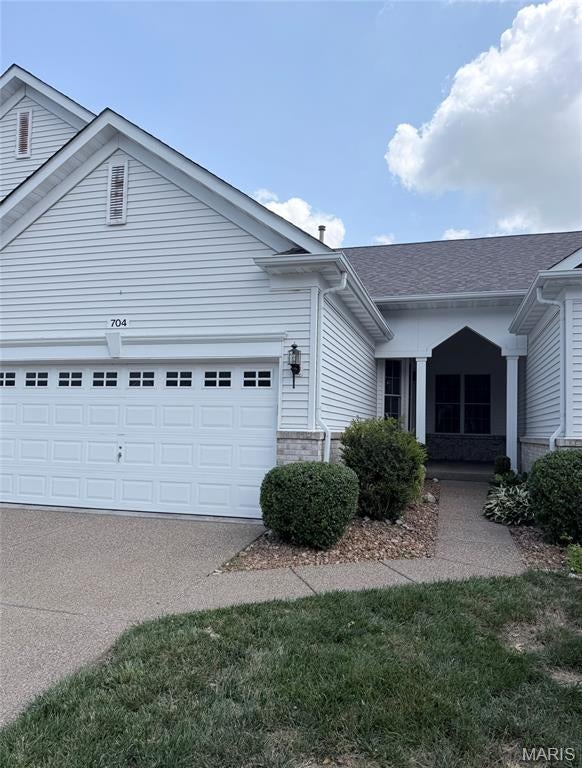 Photo of 704 Harrier Drive #V, Lake Saint Louis, MO 63367 (MLS # 26042626)