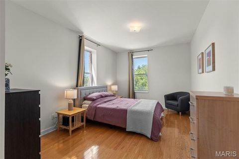 Tiny photo for 5885 Nina Place #3W, St Louis, MO 63112 (MLS # 26030253)