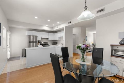 Tiny photo for 5885 Nina Place #3W, St Louis, MO 63112 (MLS # 26030253)