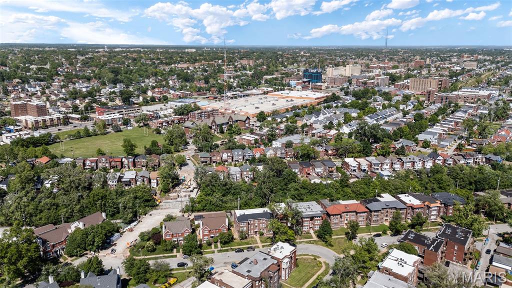 DeBaliviere Place West - Residential