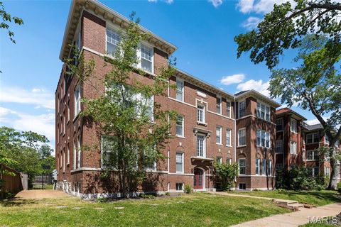 Tiny photo for 5885 Nina Place #3W, St Louis, MO 63112 (MLS # 26030253)