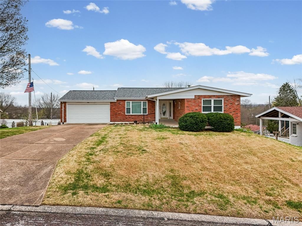 Photo of 5416 Cherryview Lane, St Louis, MO 63128 (MLS # 26020019)