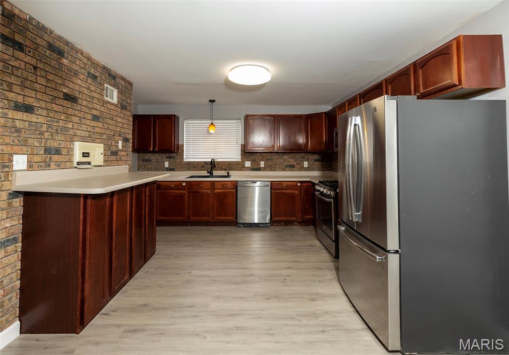 Donovan Dwyers - Residential