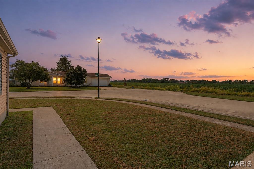 832 LILA Court