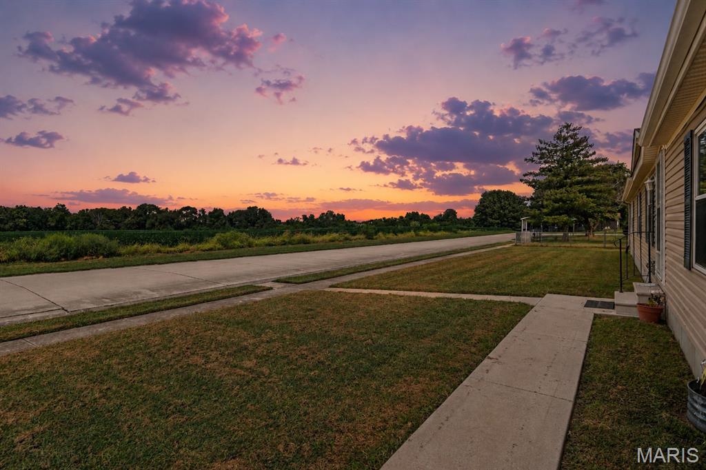832 LILA Court