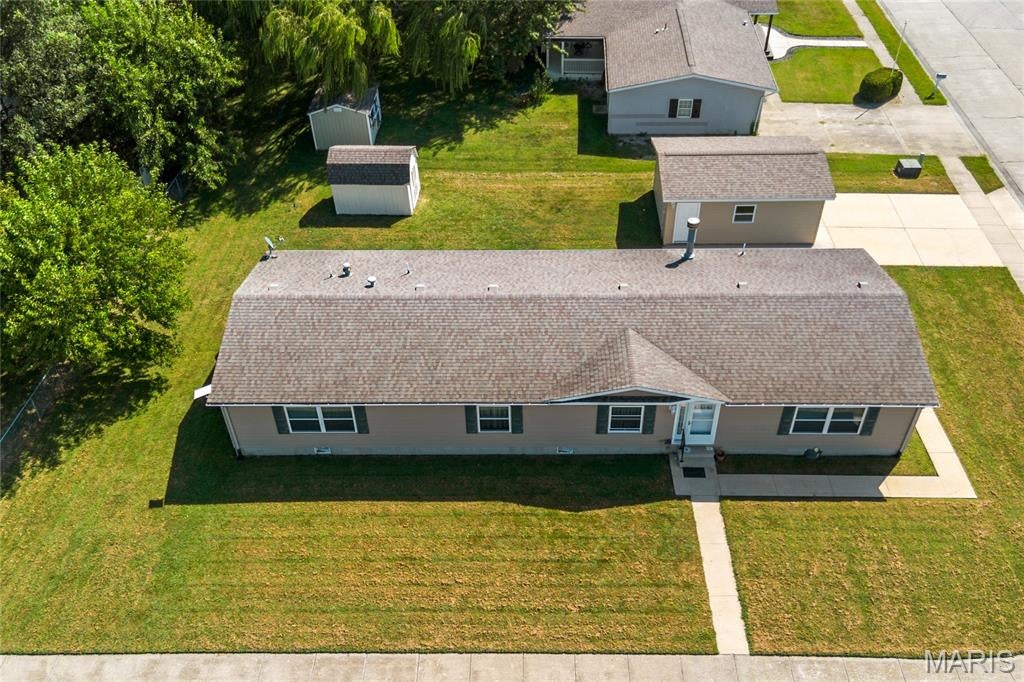 832 LILA Court