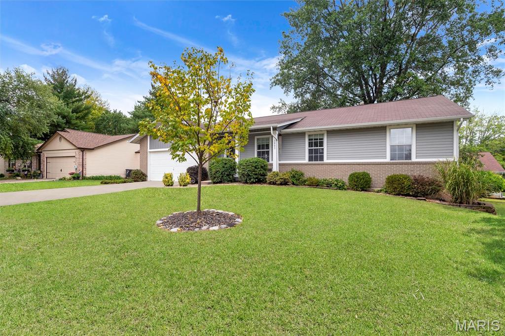 1003 Hunter Lane