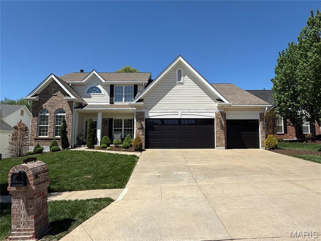 1009 Speckledwood Manor Court