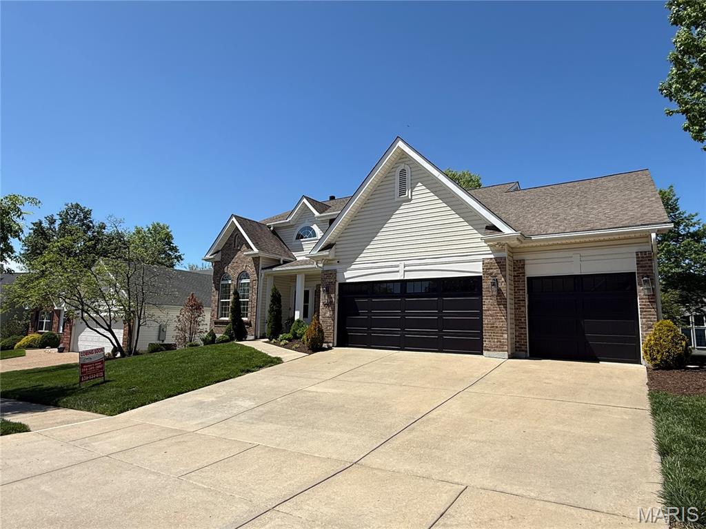 1009 Speckledwood Manor Court