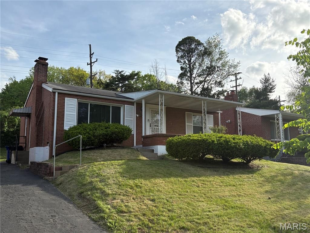 Photo of 7844 Drexel Drive, University City, MO 63130 (MLS # 26024864)