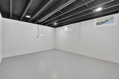 Tiny photo for 304 Surf Court, Ballwin, MO 63021 (MLS # 26067286)